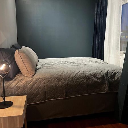 Charming Loft Retreat On Tromso'S Historic Main Street: 3-Minute Stroll To City Square Exteriör bild