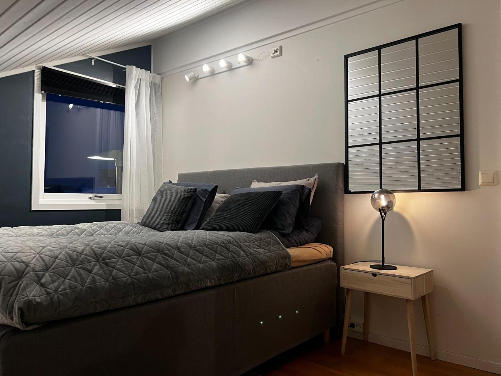 Charming Loft Retreat On Tromso'S Historic Main Street: 3-Minute Stroll To City Square Exteriör bild